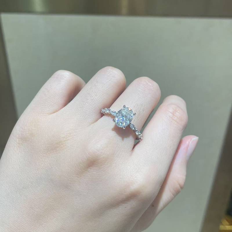简约蛋形Women's RingS925银镀白金定制选款主石Moissanite2.0ct/副石高碳钻